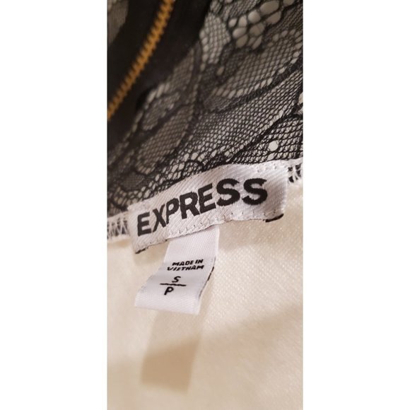 EXPRESS Beige and Black Lace Yoke Shell Top - Picture 2 of 3